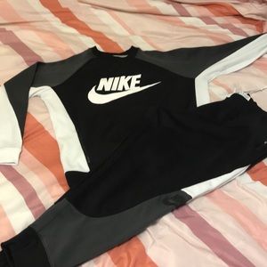 Nike Jogging Suit